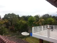 Villa Kota Bunga Azalea