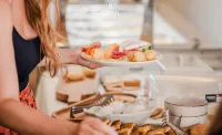 La Onda Hotel Durres - 早餐