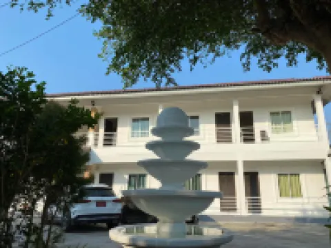 ธนาวิลล์ รีสอร์ท โรงแรมในแม่สอด