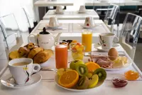 The Originals City, Hotel Novella Premium, Nantes Est Hotels in Carquefou