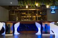 Hotel Clarks Inn Suites Kangra