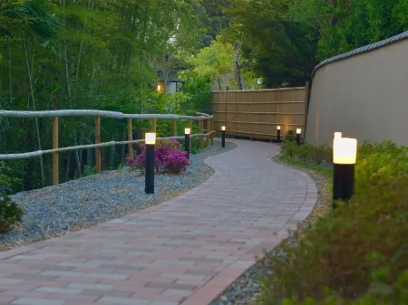 New Hakkeien Отели рядом со станцией Ōhito Railway Station