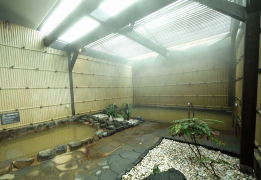 루트 인 그란티아의 깔끔한 객실 내부