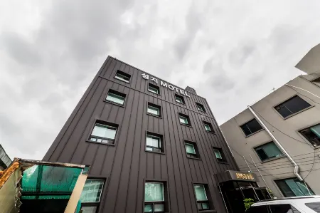 Anseong (Gongdo Terminal) Seongji Отели рядом с достопримечательностью «Chung-Ang University Central Park»