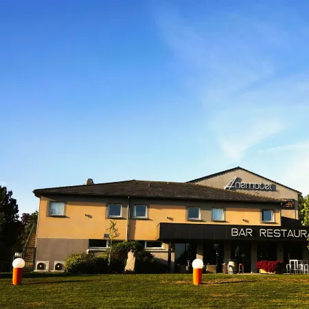 Kyriad Clermont Ferrand Nord - Riom