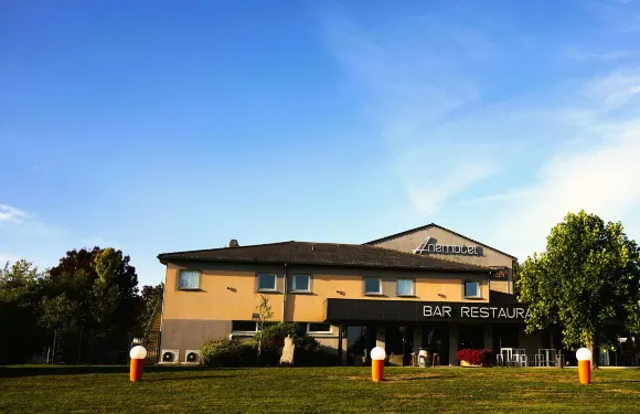 基里亞德酒店-克萊蒙費朗北-裏永