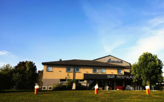 Kyriad Clermont Ferrand Nord - Riom Hotels in Riom