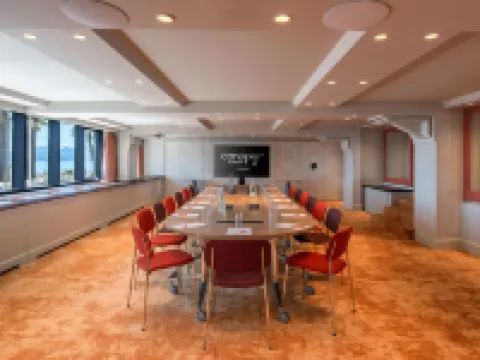 คาโนปี้ บาย ฮิลตัน คาน์น โรงแรมในคานส์