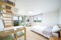 Jeju Aria Pension