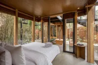 Blackbird Hotel