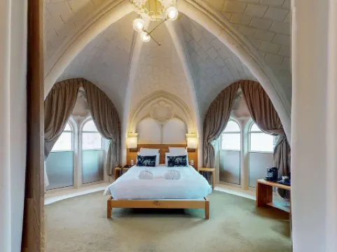 普瓦捷中心美居酒店