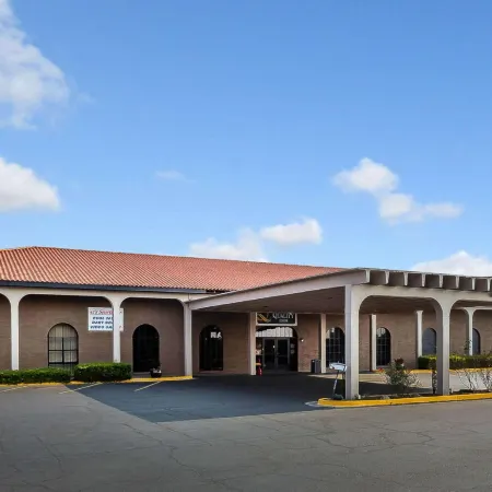Quality Inn Forsyth Near GA Public Safety Training Center Hotels in Forsyth