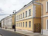 Tikhonov Hotel โรงแรมใกล้พิพิธภัณฑ์ศิลปะเทรทยาคอฟ