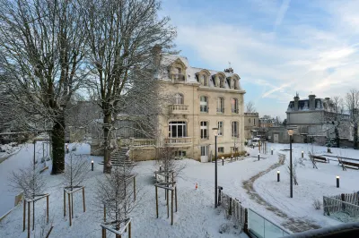 Domitys le Domaine d'Agate Hotels in Soissons