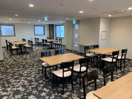 Hotel Il Grandit Отели рядом с достопримечательностью «Sakai Plaza of Rikyu and Akiko»