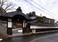 Moritosha Các khách sạn gần JR Higashi-Ishiguro station