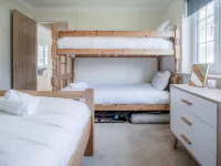 Eddie's - 2 Bedroom Chalet – Scurlage Hotels in Port Eynon