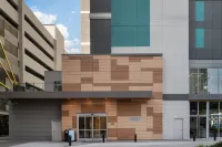 Homewood Suites by Hilton Charlotte Uptown First Ward Hotel dekat Charlotte Amtrak Station