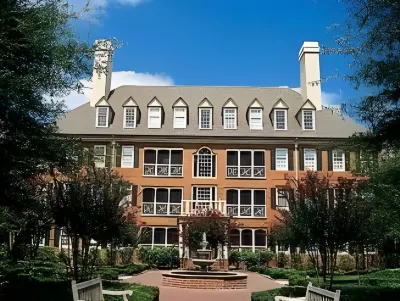 Marriott's Manor Club at Ford's Colony Hotels in James City County