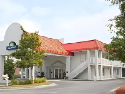 Days Inn by Wyndham Ridgeland South Carolina Hotels in Jasper County