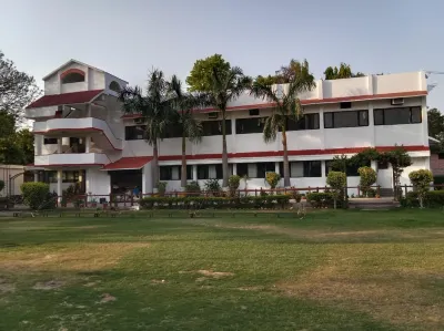 Avexia Fun City Resort Hôtels à : Mirzapur cum Vindhyachal