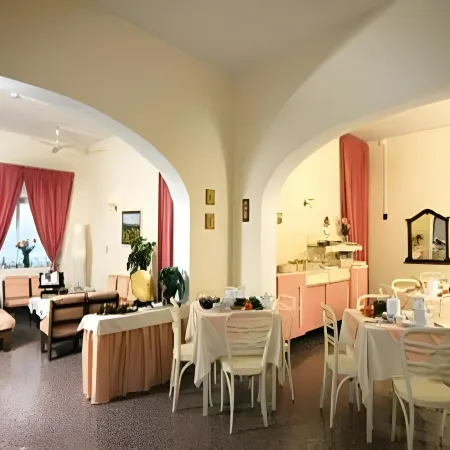 Villa Diana - Beach & Rooms