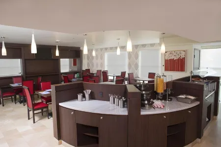 Holiday Inn Express & Suites Queretaro