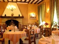 Le Relais de La Poste Hotels in Pithiviers