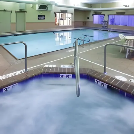Holiday Inn Express TOLEDO-OREGON by IHG