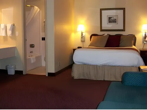 The Hotel Ottumwa Hotels in Ottumwa