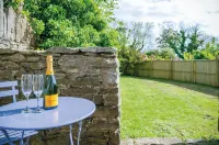 Soap Barn - 1 Bedroom Cottage - Manorbier - Tiny Houses