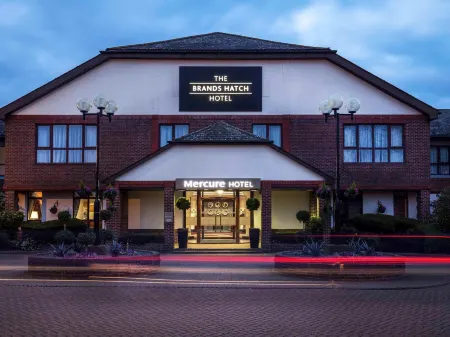 Mercure Dartford Brands Hatch Hotel & Spa Отели в г. Longfield
