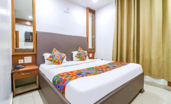 FabHotel Nand