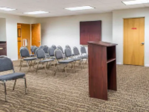 クオリティ スイーツ ウォルドーフ ウォルドーフのホテル