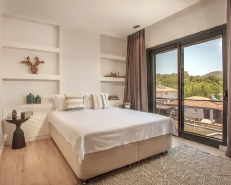 Spacious 4Br Villa Perfect for Families & Friends Hotels in Hisaronu
