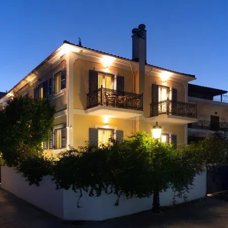 Nautilus Apartments