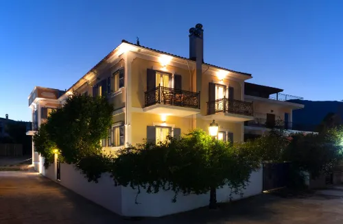 Nautilus Apartments