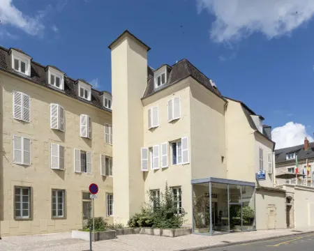 ベストウェスタン ホテル ドゥ ディアン ヌベールのホテル