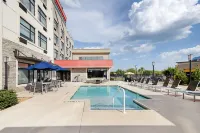 Best Western Plus Executive Residency Rigbys Water World Hotel - Uima-altaat