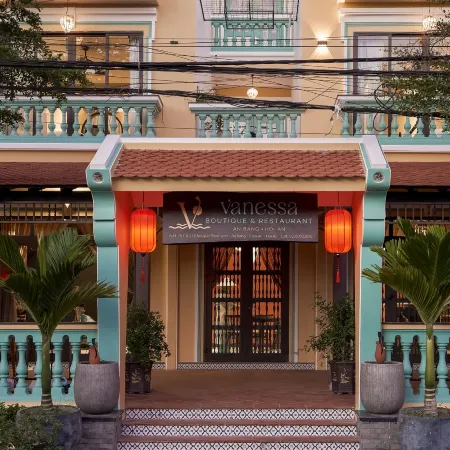 Vanessa Boutique Hotel An Bang Beach Отели рядом с достопримечательностью «Пляж Хойан»