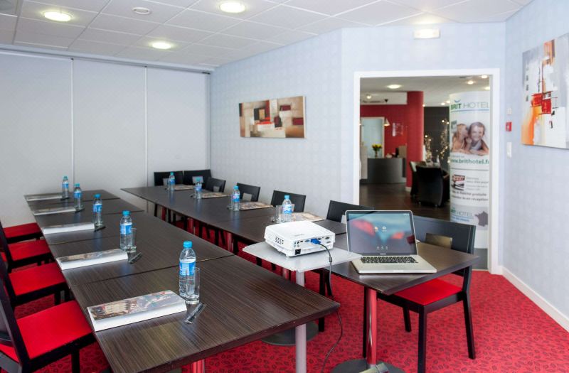 Brit Hotel Belfort Centre-Le Boreal photo 5