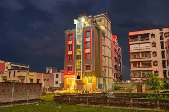 FabHotel Holiday Grand