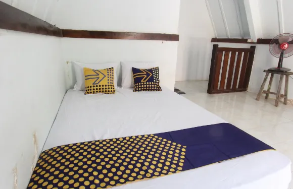 OYO Life 93125 巴釐倫蓬公寓