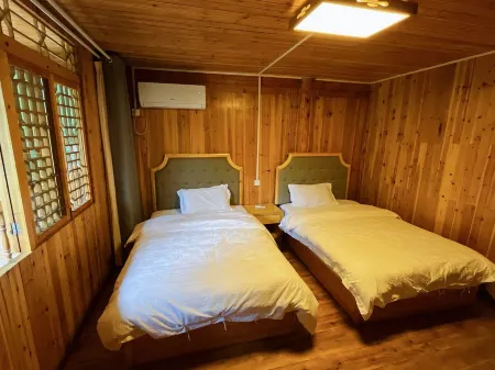 Langshan Guolin Hotel Отели рядом с достопримечательностью «Langshan National Park»