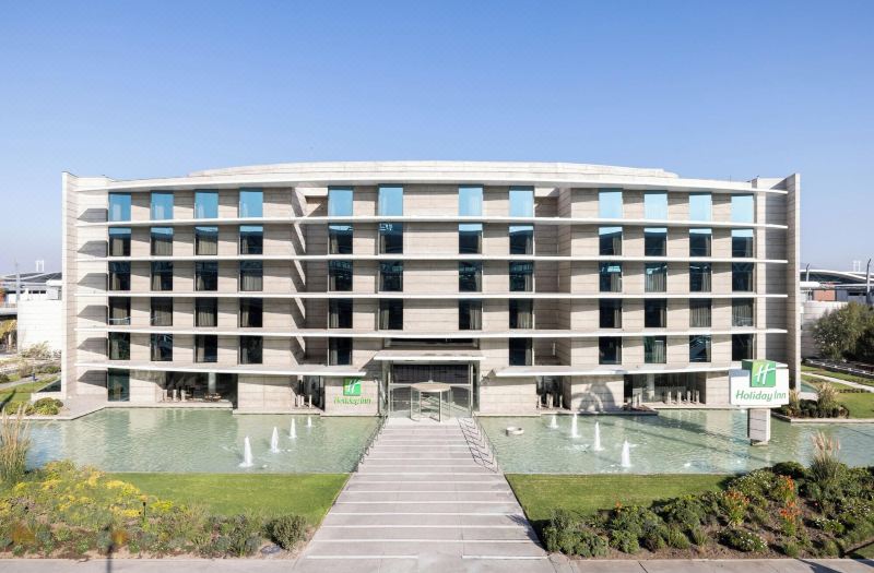 Holiday Inn Santiago - Airport Terminal by IHG