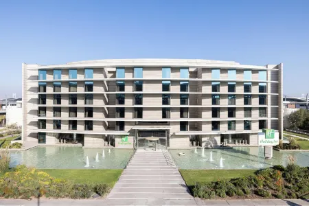 Holiday Inn Santiago - Airport Terminal Отели рядом с достопримечательностью «Парк Мапочо Поньенте»