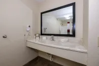 Red Roof Inn Columbus, MS