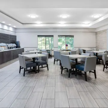 La Quinta Inn & Suites by Wyndham Norfolk