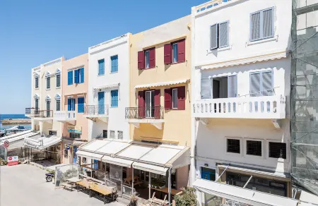 NYX Chic Manor Hotel