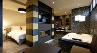't Goude Hooft - Hot Tub